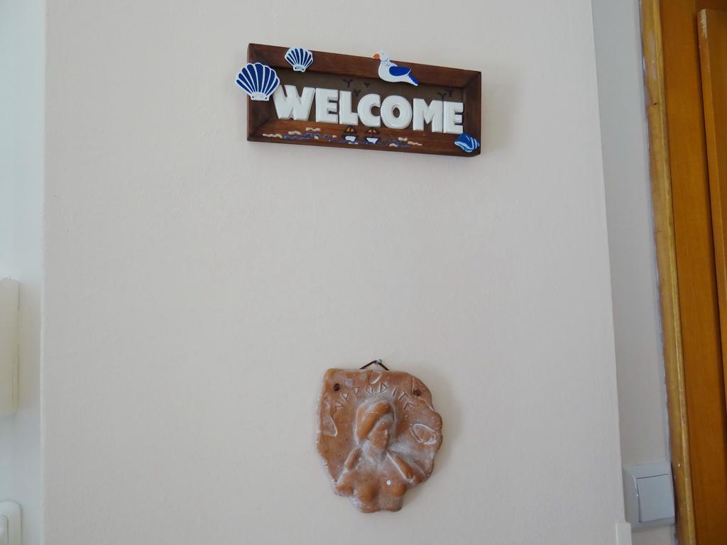 Αphrodite Apartment Nea Iraklitsa 外观 照片